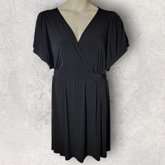 Torrid Dress Plus Sz 5 Black Mini Studio Knit Surplice Faux Wrap Pockets Stretch - Picture 2 of 15